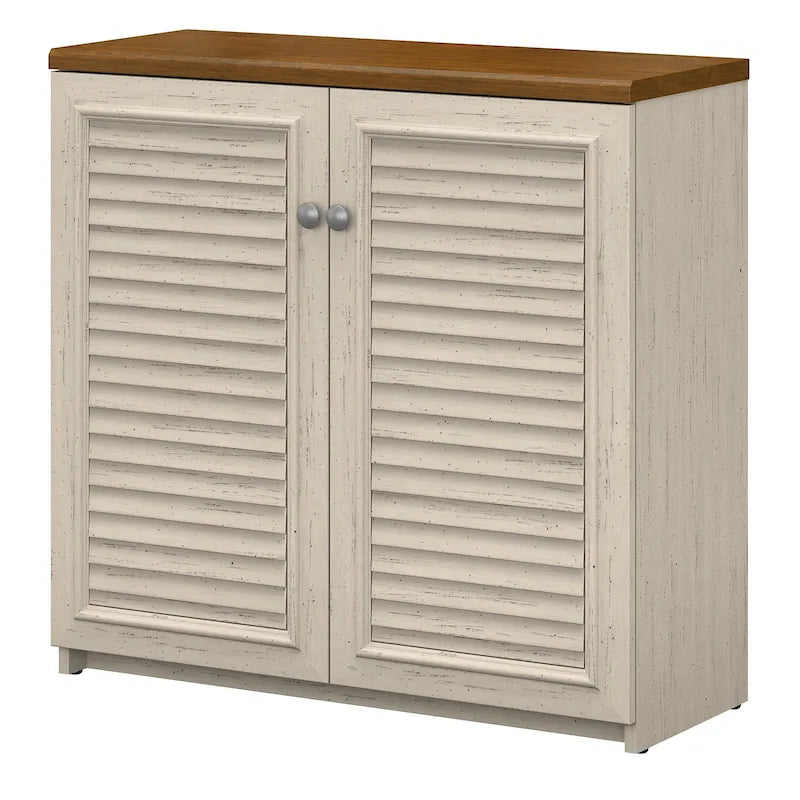 Meuble de rangement avec portes et étagères