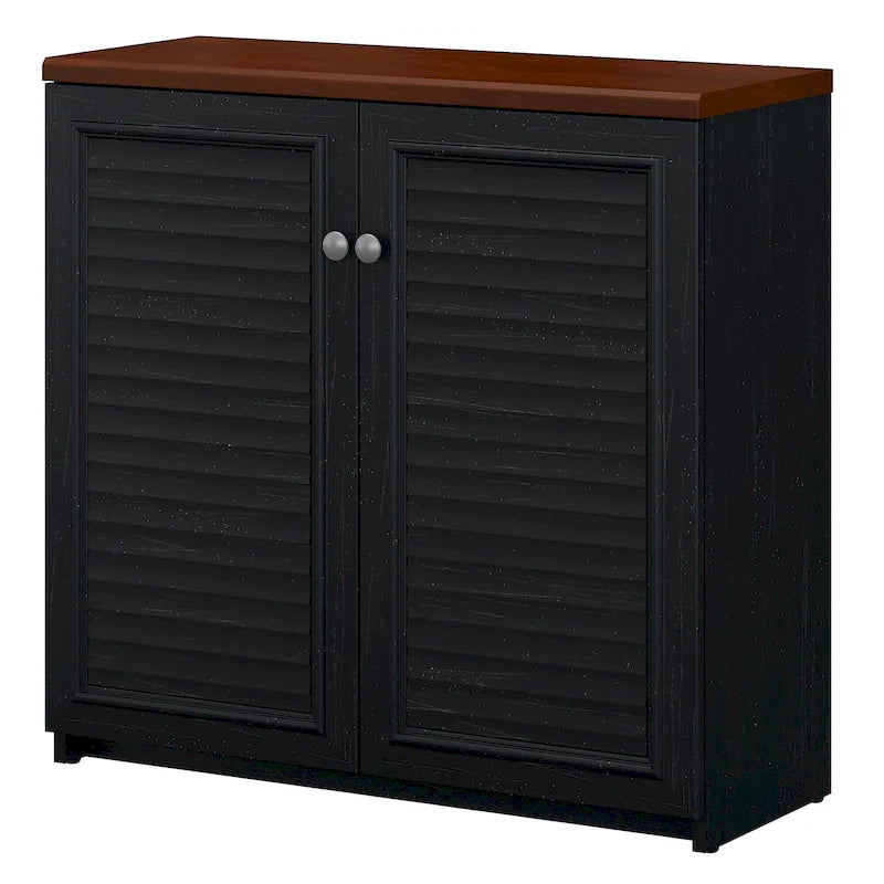 Meuble de rangement avec portes et étagères