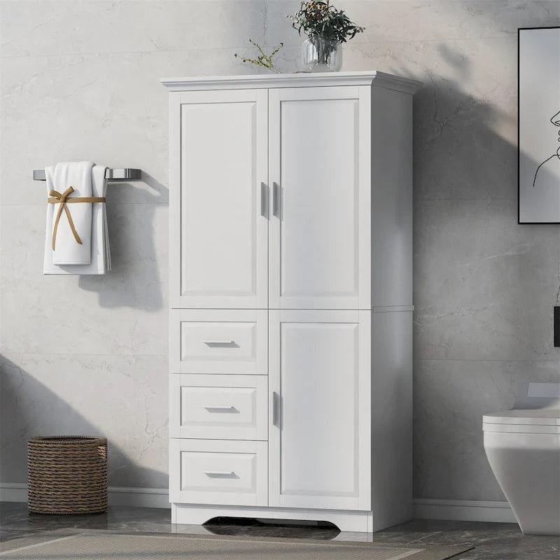 Casier grand et spacieux avec des portes