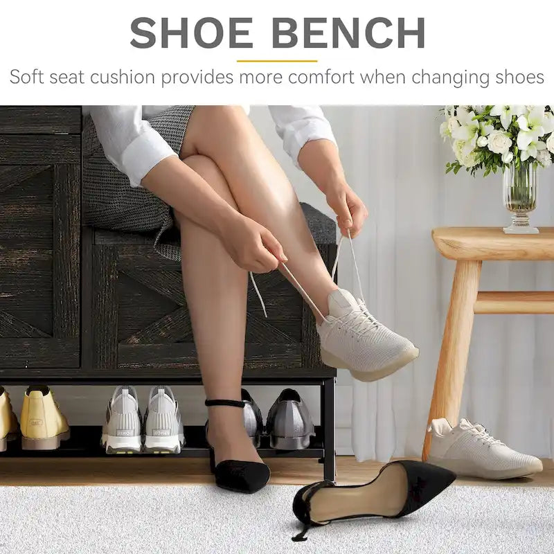 Un meuble à chaussures de style campagnard avec un banc à chaussures